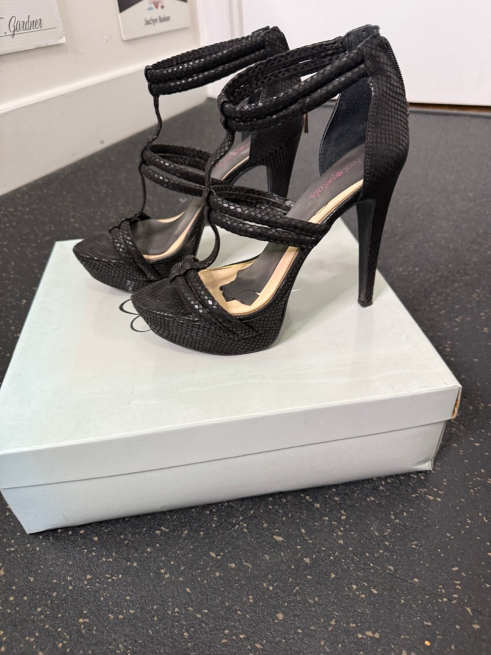 Jessica Simpson JS-SOLENA Black/DITZY SNAKE - Picture 3 of 7